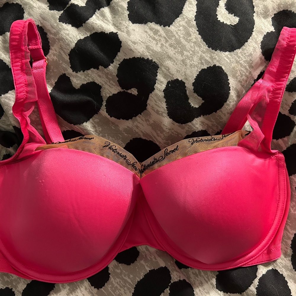 Victoria's Secret Bright Pink smooth logo embroidery lightly lined bra New 36DDD - Picture 9 of 11